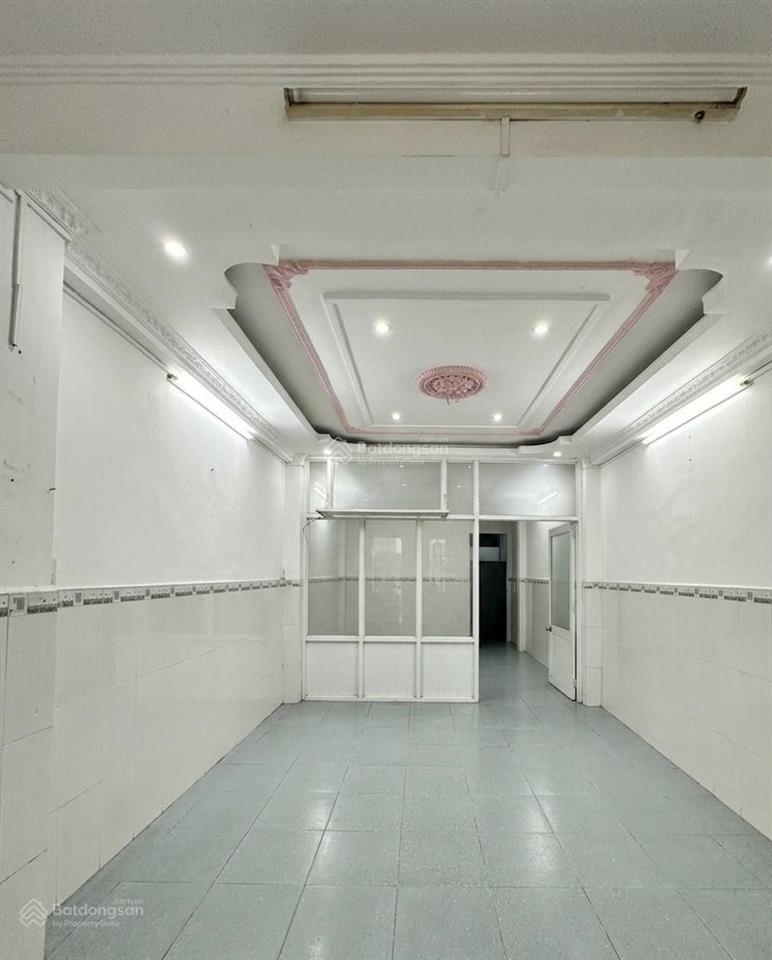 Bán nhà đường 3 tháng 2, quận 10, hẻm ô tô, 2 tầng, 51m2 (3.5x15), giá 9 tỷ