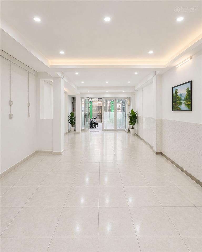 Bán nhà hòa hảo, quận 10, hẻm ô tô 6m, sát mặt tiền, 4 tầng, 4pn, 3.8x10m, giá 10,3 tỷ
