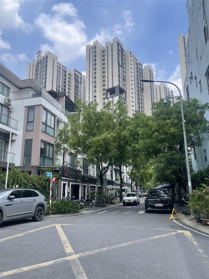Bán nhà phố hà đô centrosa  phường 12, quận 10  5,5x16  88m2  trệt 3 lầu  hđt 70 tr  55 tỷ