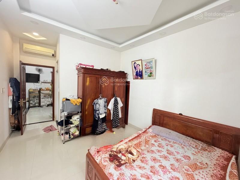 Bán nhà nguyễn tri phương, quận 10, sát mặt tiền, 4 tầng, 4pn, nở hậu chỉ 8.8 tỷ