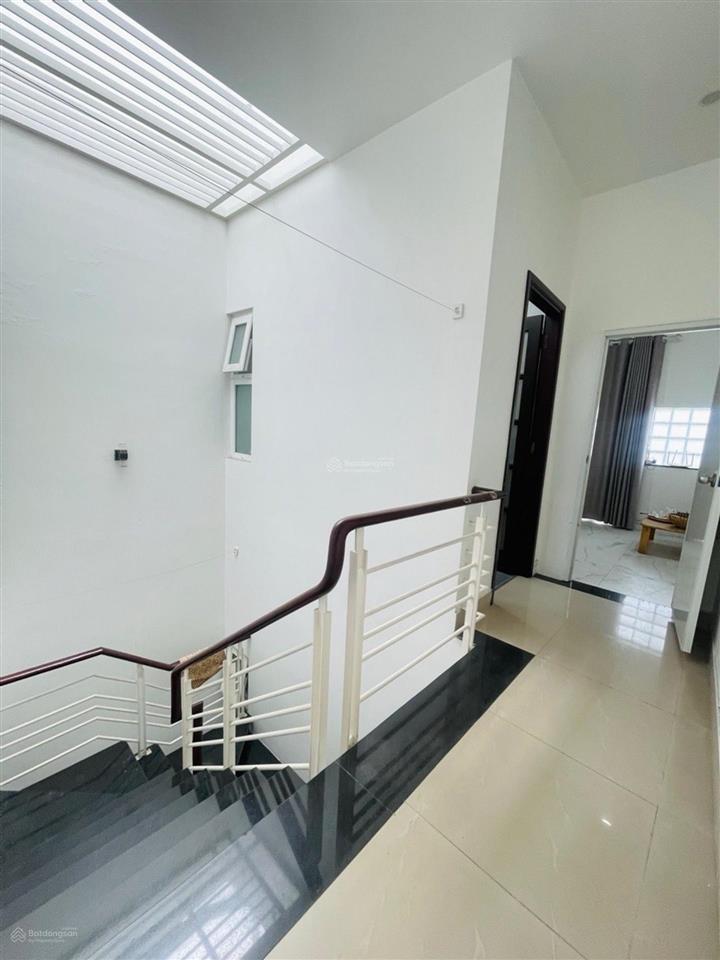 Bán nhà cách mạng tháng tám, hẻm ô tô quận 10, 53m2 4 tầng 4x14m, 9,9 tỷ