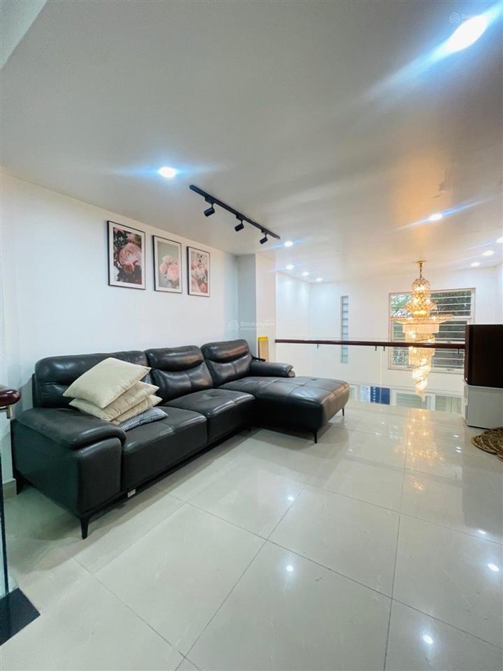 Bán nhà cách mạng tháng tám, hẻm ô tô quận 10, 53m2 4 tầng 4x14m, 9,9 tỷ