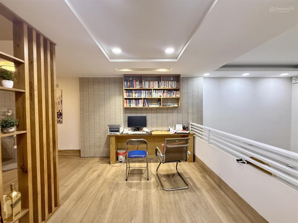 Bán nhà hẻm ô tô 7m sư vạn hạnh, kế vạn hạnh mall, bv 115, phường 13, q.10 63m2, 4,5x14, 5 tầng