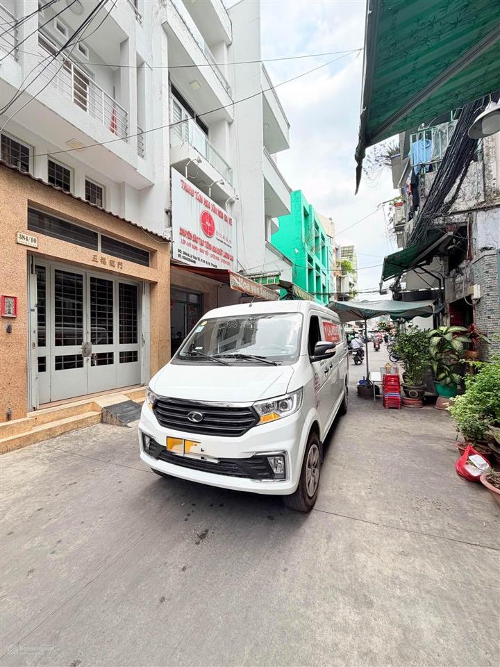 Bán nhà đường lý thái tổ quận 10, hẻm 8m ô tô quay đầu, 3 tầng, 4x12, giá 10,8 tỷ