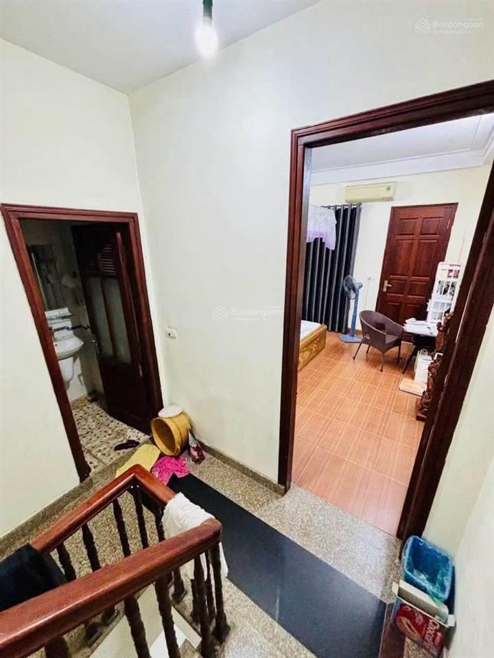 Bán nhà quận 10, hẻm trước nhà 4m, 30m2, 4 tầng, 4 phòng, chỉ 5,8 tỷ