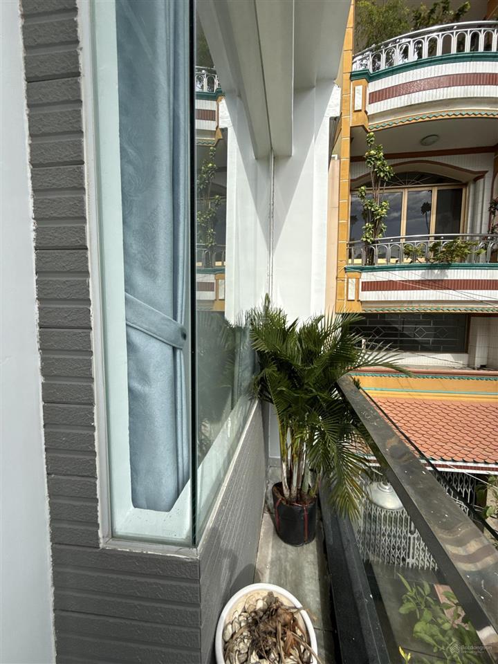 Bán nhà đường hồng bàng, gần đh y dược 44m2, 4 tầng, xe hơi tới nhà