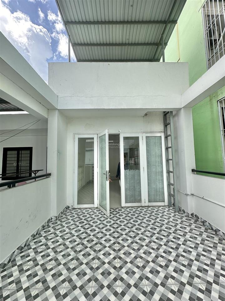 Bán nhà quận 10 hxh tô hiến thành ngay big c 50m, 5 tầng btct 9,9 tỷ