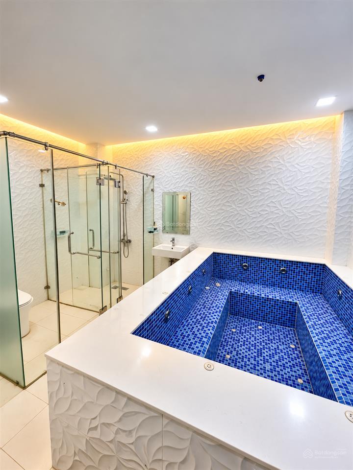 Bán nhà quận 10, nguyễn duy dương, 56m, 4 tầng, hồ bơi, 8,3 tỷ