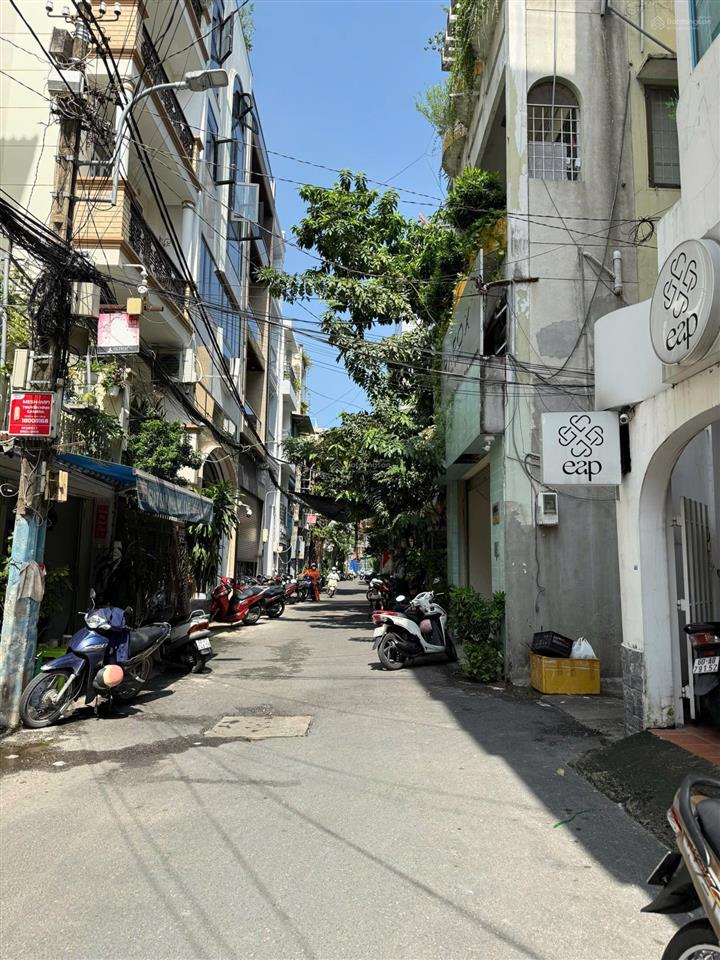 Bán nhà 4 tầng đường 3/2 hẻm kinh doanh, xe tải, đối diện hà đô centrosa, nhà hát hòa bình, 45m2