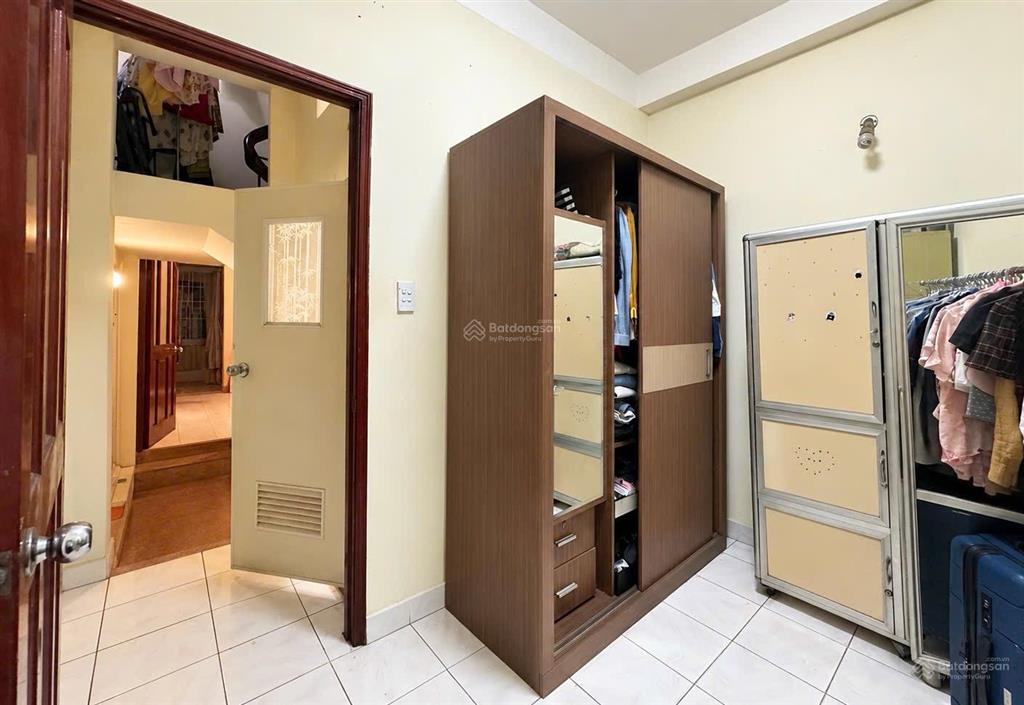 Bán nhà 4 tầng đường 3/2 hẻm kinh doanh, xe tải, đối diện hà đô centrosa, nhà hát hòa bình, 45m2