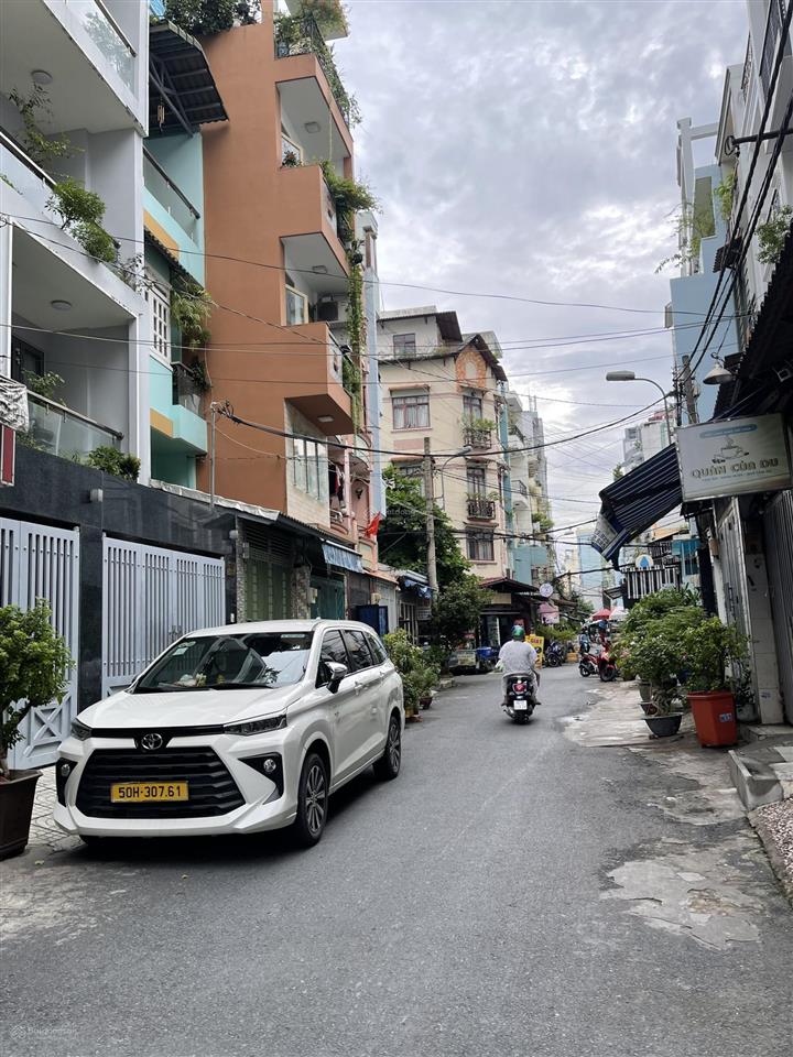 Bán nhà quận 10, thành thái, 55m, 3 tầng, hẻm nhựa xe hơi, ngay ủy ban quận 10 cũ