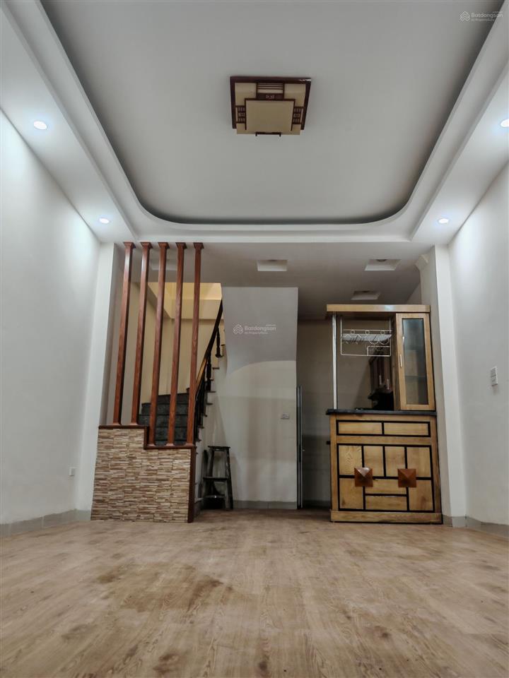 Tôn đức thắng 46m2 x 5t, giá 10.3 tỷ tl, ở ngay