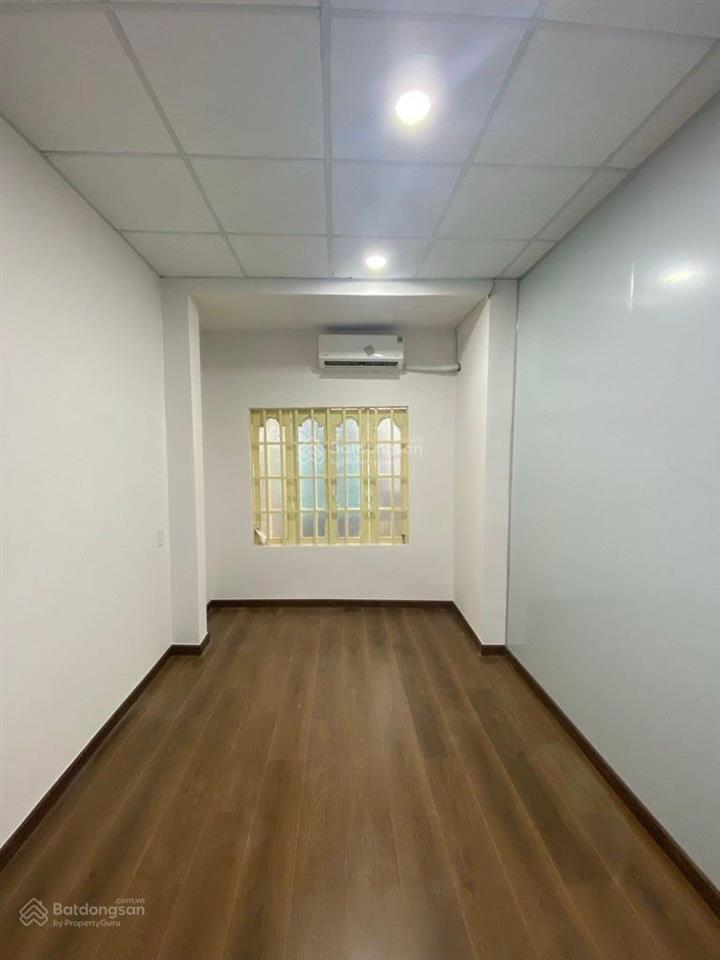 Nhà 2 tầng xh tới nhà ngang hơn 4.5m dtcn 40m2  gần khu chế xuất tân thuận chỉ 5.6 tỳ