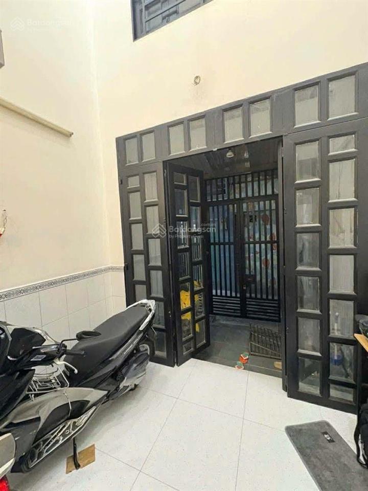 Nhà đẹp sát ngay mặt tiền txsoan t.hưng ngay cầu tân thuận cư xá nh  dt 30m2  chỉ 4.5 tỷ