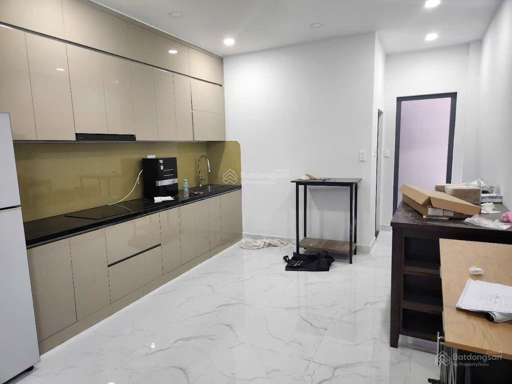 Nhà phố 2 tầng dtcn hơn 60m2 nội thất cao cấp kế bên lottemart tân hưng q7. chỉ 6.5 tỷ