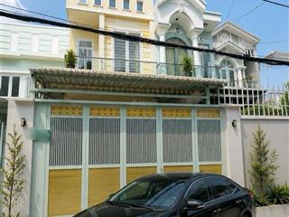 Hẻm ô tô 2 tầng  gara ô tô  huỳnh tấn phát  phú mỹ hưng quận 7dtcn80m2  6,8 tỷ