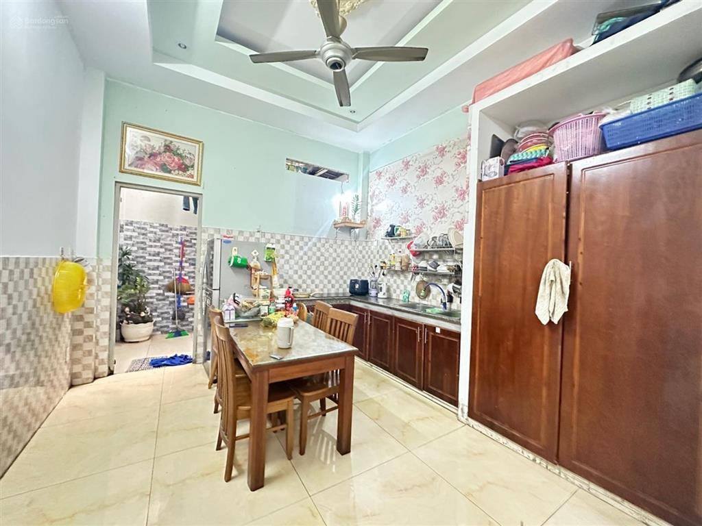Hẻm ô tô 2 tầng  gara ô tô  huỳnh tấn phát  phú mỹ hưng quận 7dtcn80m2  6,8 tỷ