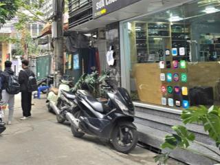 Cần bán nhà 2t, tây sơn, đống đa, view hồ, mặt tiền 8m, ô tô kd, ko vướng qui hoạch, phong thủy đẹp