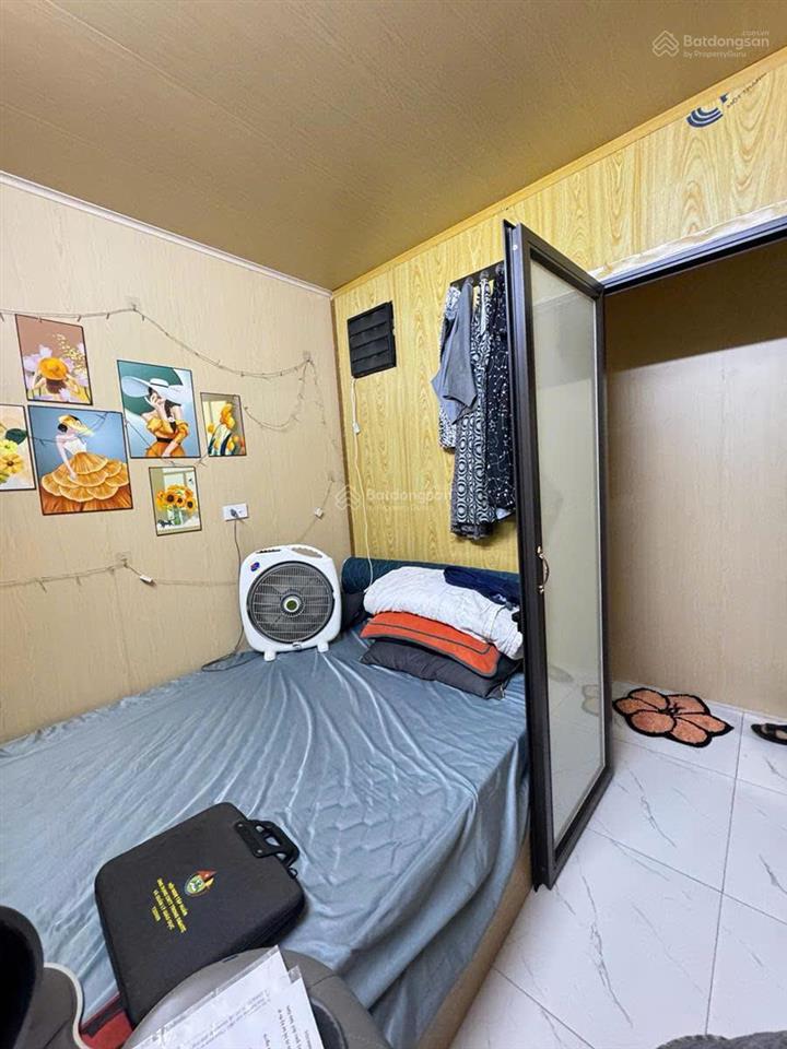 Bán nhà tập thể láng, đống đa, full nội thất đẹp, 2 pn, ô tô đỗ chân cầu thang, khu dân trí cao