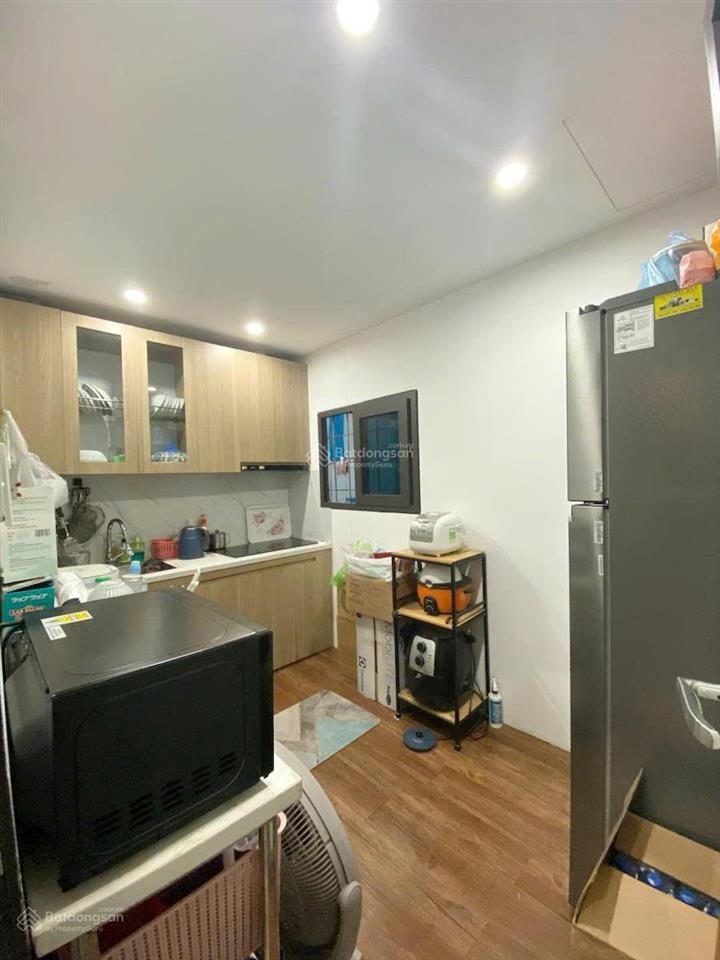 Bán nhà tập thể thái thịnh, ở tầng 1, trước mặt là sân chơi, để xe free, 10m ra ô tô tránh, kd tốt