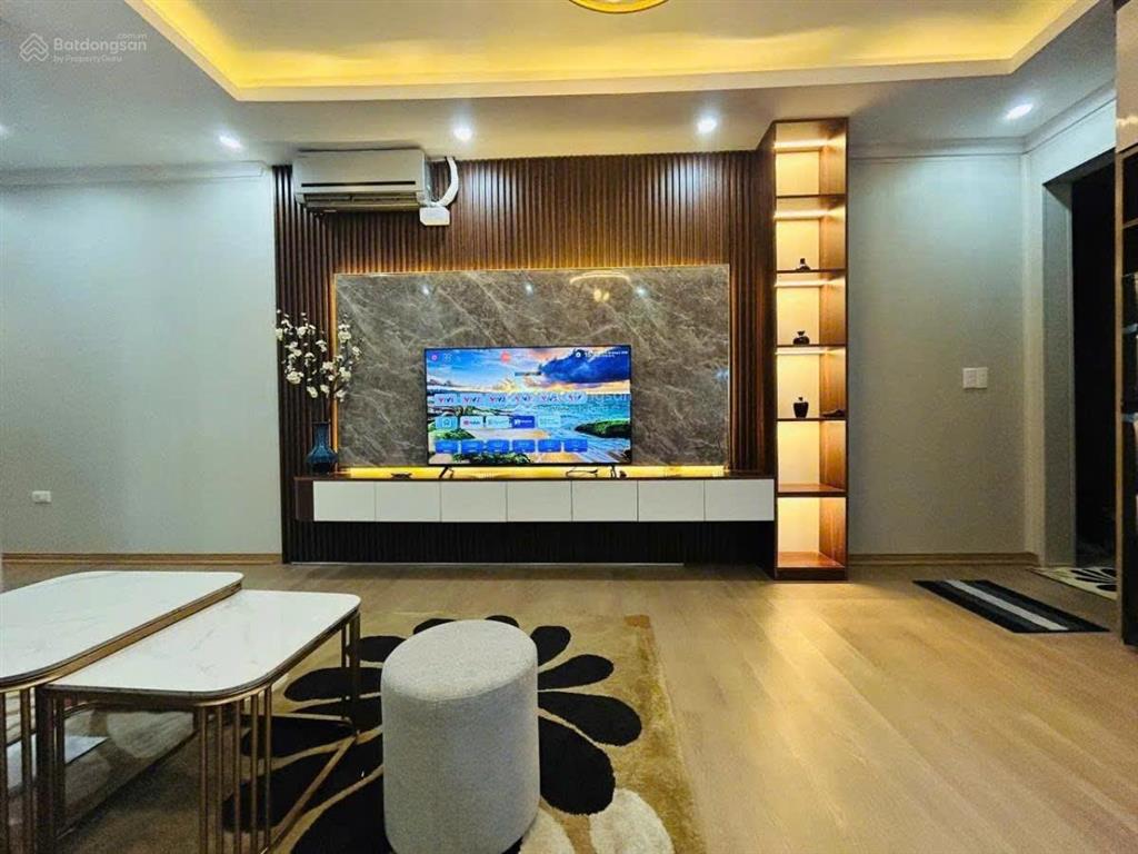 Bán nhà tập thể bưu điện, khâm thiên, đống đa, full nội thất, đường 3 ô tô tránh, 2 mặt thoáng