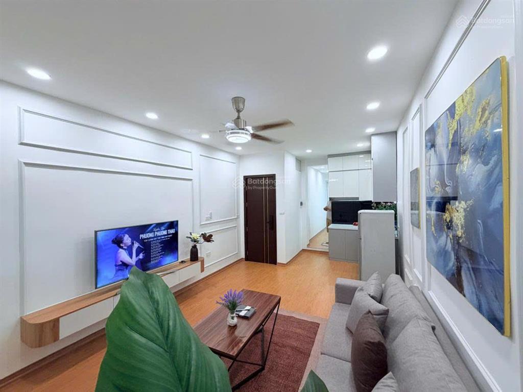 Cần bán nhà tập thể nam đồng, hồ đắc di, 3pn, khu dân trí cao, view sân chơi chung, full nội thất