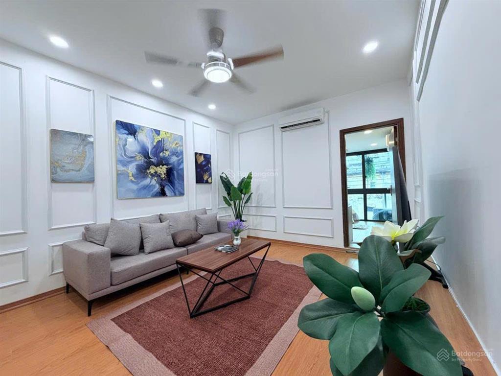 Cần bán nhà tập thể nam đồng, hồ đắc di, 3pn, khu dân trí cao, view sân chơi chung, full nội thất