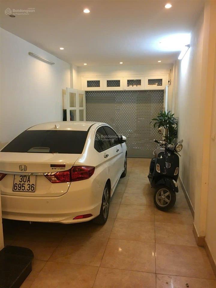Gia đình cần cho thuê nhà nguyên căn ở mặt ngõ ô tô tránh, phố lạc long quân, nhà đẹp ở luôn