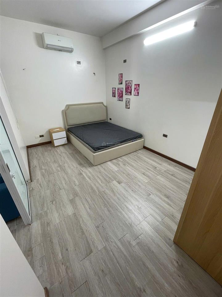 Chính chủ cho thuê căn hộ ở vĩnh phúc 1 ngủ 1 khách đầy đủ nội thất khép kín, oto tránh đỗ ngày đêm