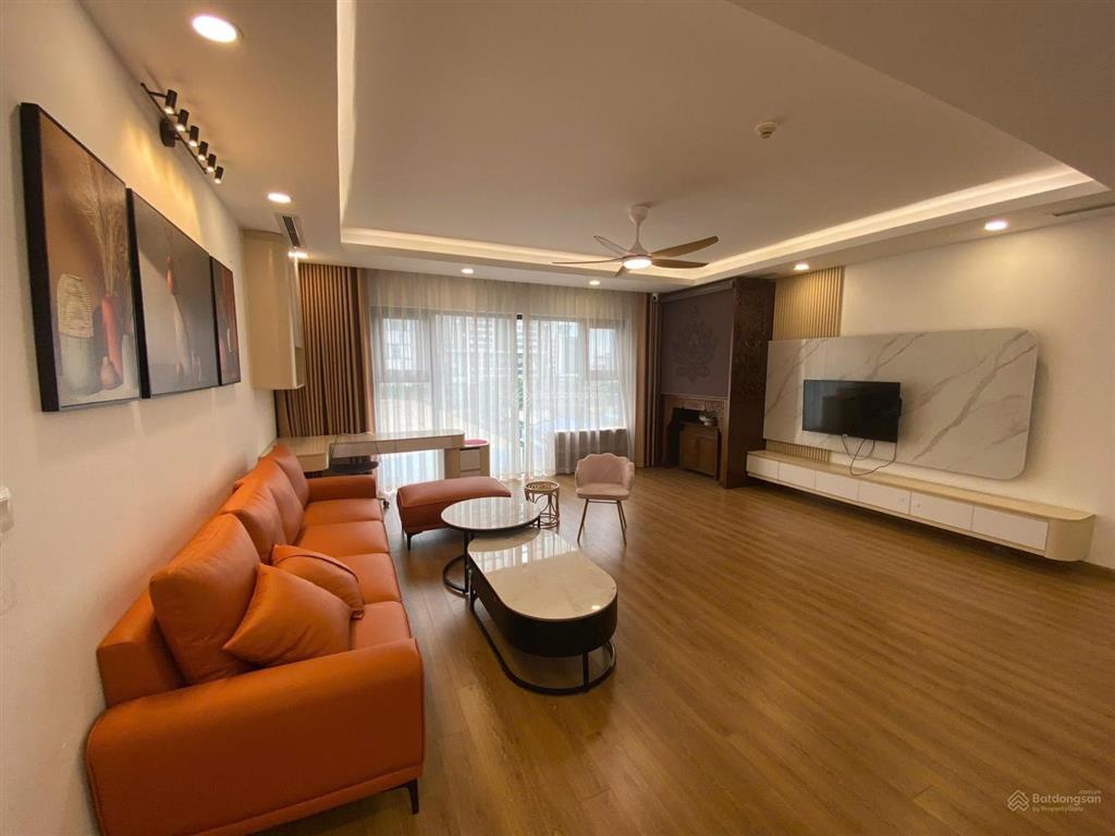 Cần bán căn lô góc, hà thành plaza, đống đa, 3 phòng ngủ rộng, ban công thoáng mát, tầng đẹp