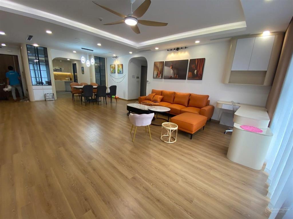 Cần bán căn lô góc, hà thành plaza, đống đa, 3 phòng ngủ rộng, ban công thoáng mát, tầng đẹp