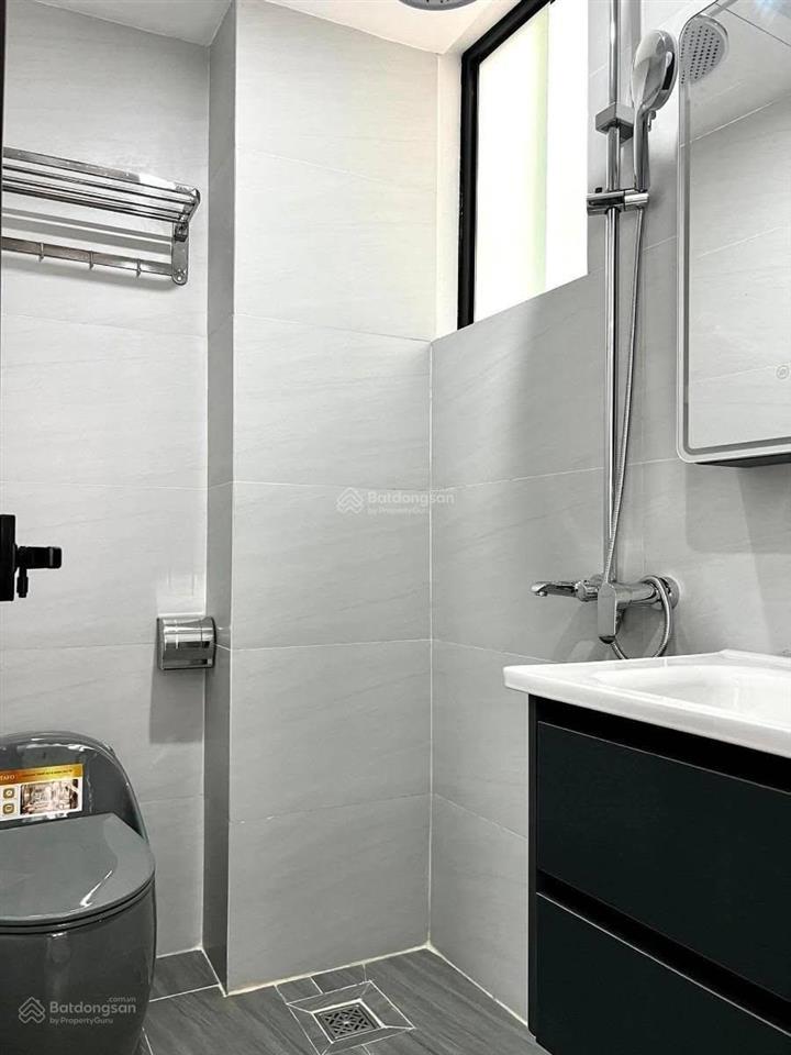 Hạ 800 triệu, 10,5 tỷ, lô góc 6 tầng, thang máy 1 rẽ ra phố xã đàn, nông thoáng, qh ổn định 100 năm