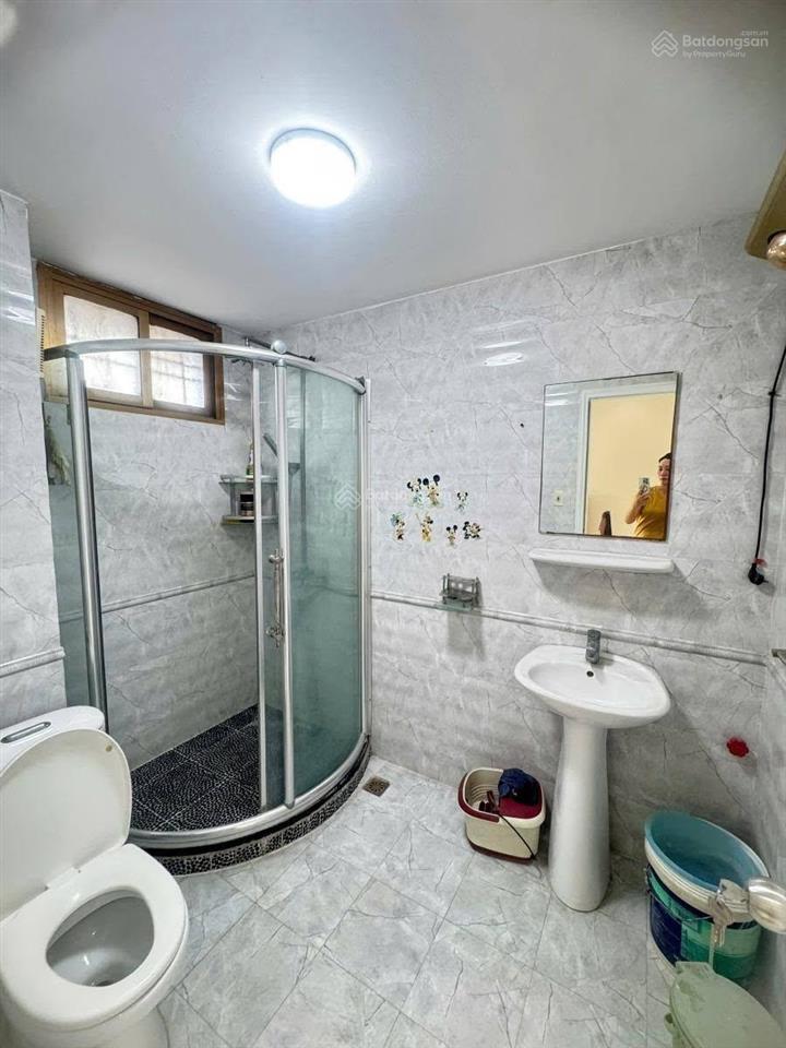 Bán chung cư linh đàm, 150m2, 3pn, lô góc, 2 ban công hướng nam, view hồ, giá chỉ 9.8 tỷ