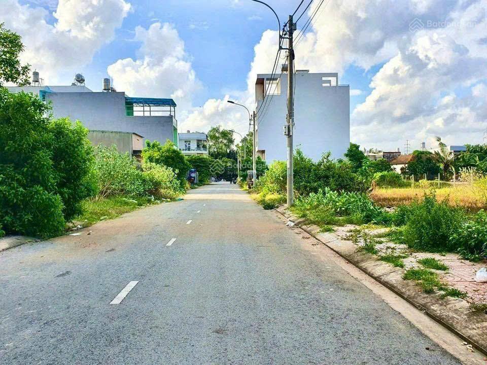 Bán đất nền dự án tại rio centro gò cát, giá bán 6tỷ dt 80m2, xây dựng cao tầng có hầm.