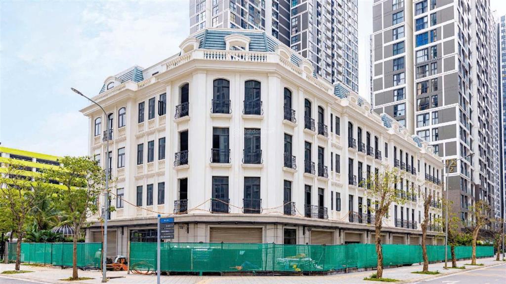 Bán shop tmdv 5 tầng + tum vinhomes smart city  dt 600800m²  cho thuê 120250tr/tháng