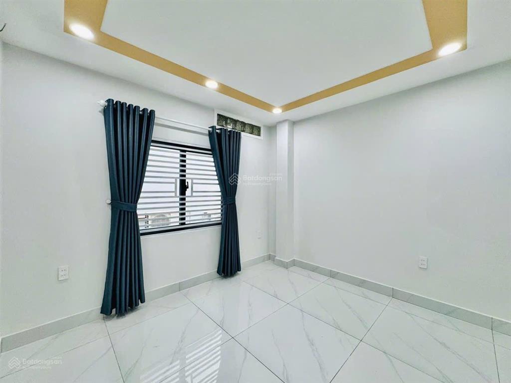 Bán nhà 1trệt 2 lầu, đường số 22, hiệp bình chánh, thủ đức, 68,2m2/ 2tỷ7, sổ riêng, hẻm ô tô