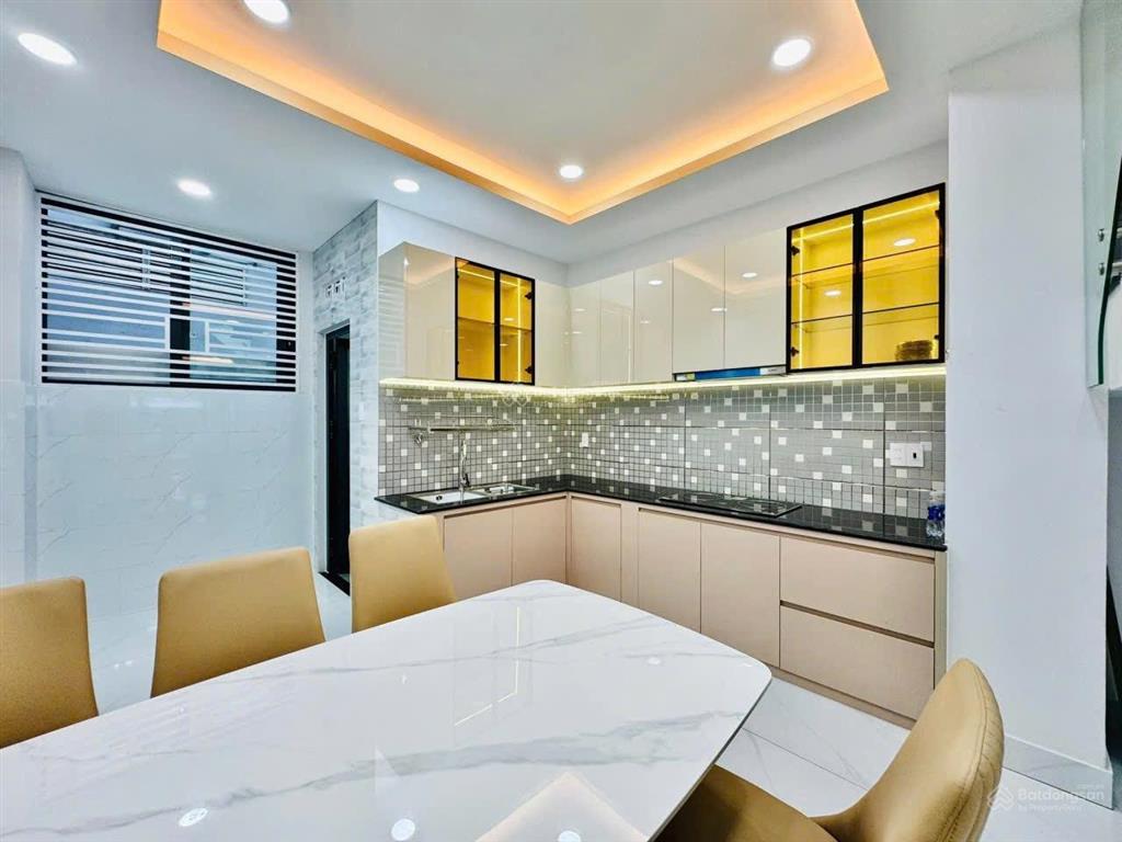 Bán nhà 1trệt 2 lầu, đường số 22, hiệp bình chánh, thủ đức, 68,2m2/ 2tỷ7, sổ riêng, hẻm ô tô