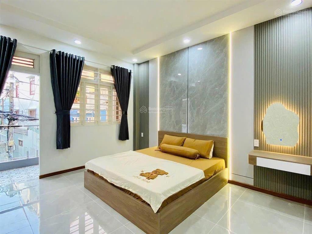 Kẹt vốn làm ăn bán gấp nhà, 56m2/ 3tỷ8, trương quốc dung, p10, phú nhuận, hẻm ô tô, 3pn, sổ riêng