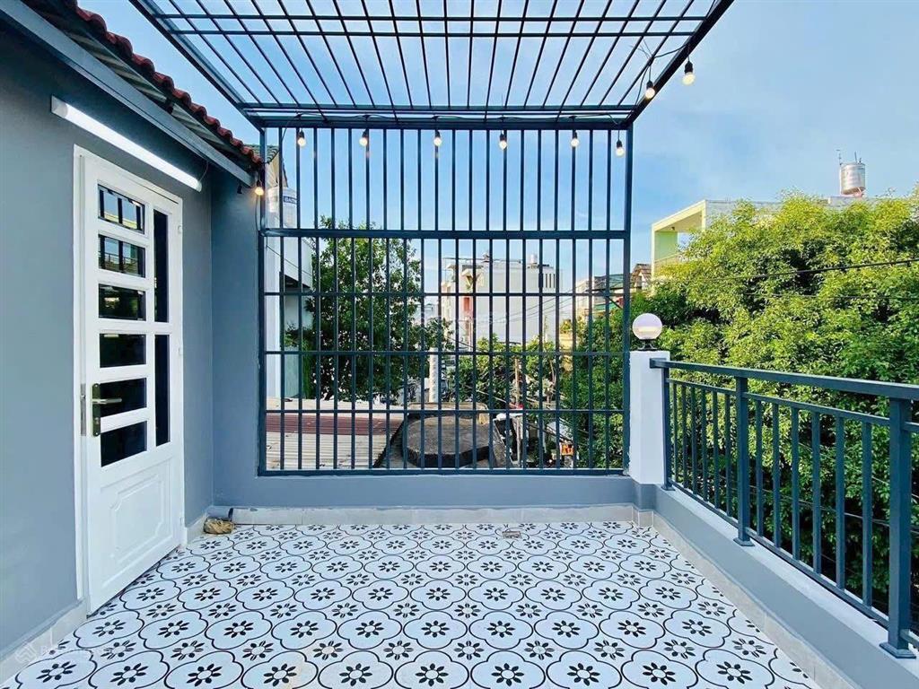 Kẹt vốn làm ăn bán gấp nhà, 56m2/ 3tỷ8, trương quốc dung, p10, phú nhuận, hẻm ô tô, 3pn, sổ riêng