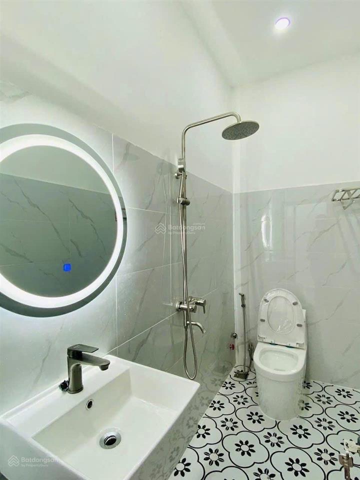 Kẹt vốn làm ăn bán gấp nhà, 56m2/ 3tỷ8, trương quốc dung, p10, phú nhuận, hẻm ô tô, 3pn, sổ riêng