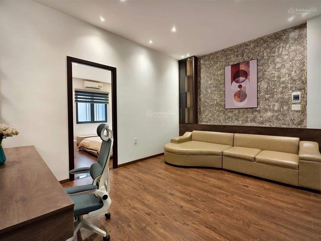 Bán nhà phổ quang, p2, tân bình, 63m2/5tỷ9, sổ riêng, 3pn, hẻm ô tô, dân trí cao