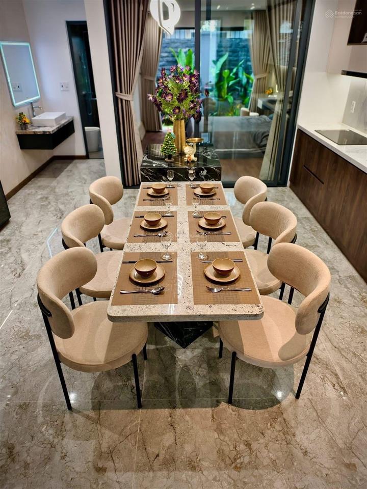 Bán nhà phổ quang, p2, tân bình, 63m2/5tỷ9, sổ riêng, 3pn, hẻm ô tô, dân trí cao