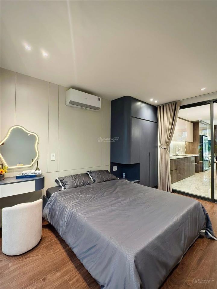 Bán nhà phổ quang, p2, tân bình, 63m2/5tỷ9, sổ riêng, 3pn, hẻm ô tô, dân trí cao