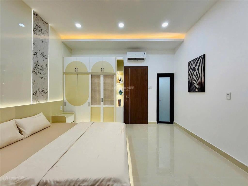 Chủ ngộp bán gấp nhà, hồ bá kiện, p15, q10, diện tích 60,1m2/4tỷ8, hẻm ô tô, đã có sổ