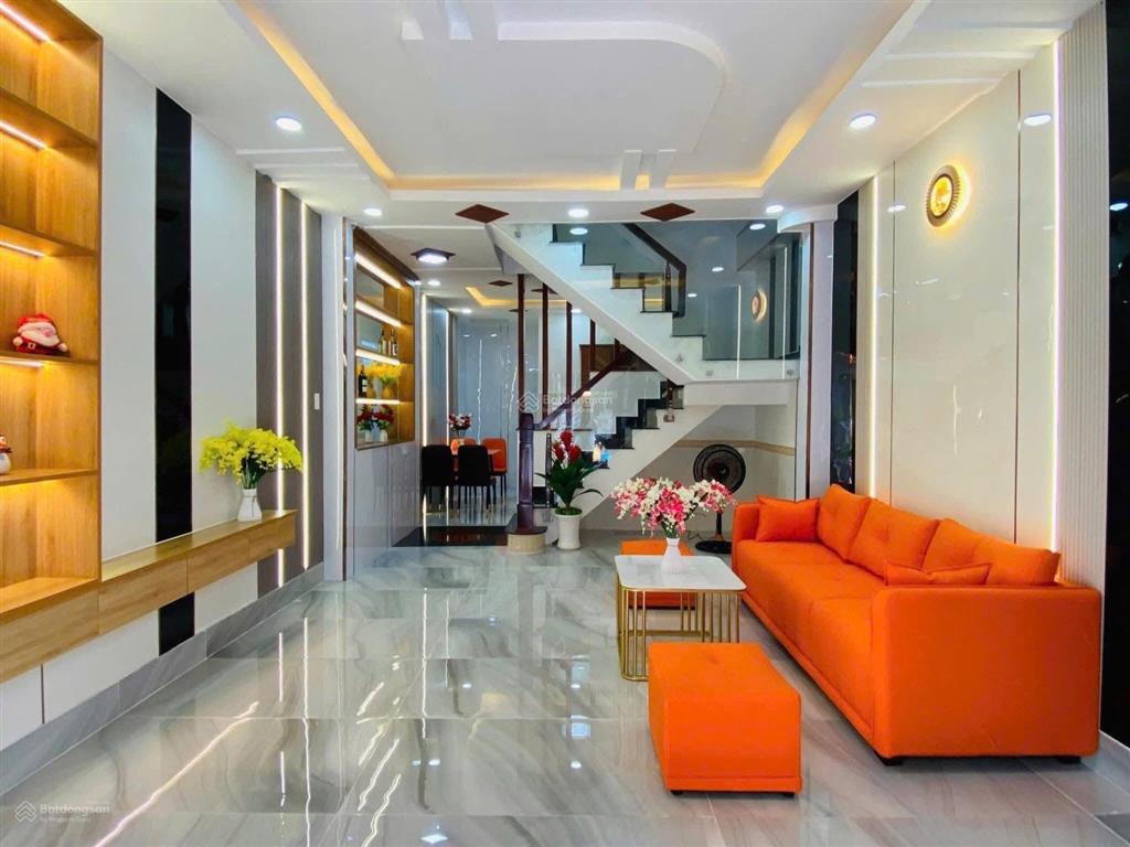 Chính chủ bán gấp nhà, nguyên hồng, p1, bình thạnh, 59m2/ 2tỷ8, sổ riêng, 3pn.