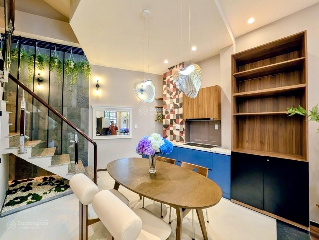 Bán nhà 4 tầng 40m2, hẻm xe tải ô tô cất nhà phạm văn chiêu tặng full nội thất sịn nhỉnh 6