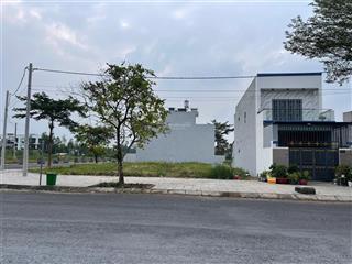 Bình chánh bán gấp lô đất 2.8 tỷ 143m2, mt đường 25m, thuận tiện kinh doanh mua bán,xây trọ