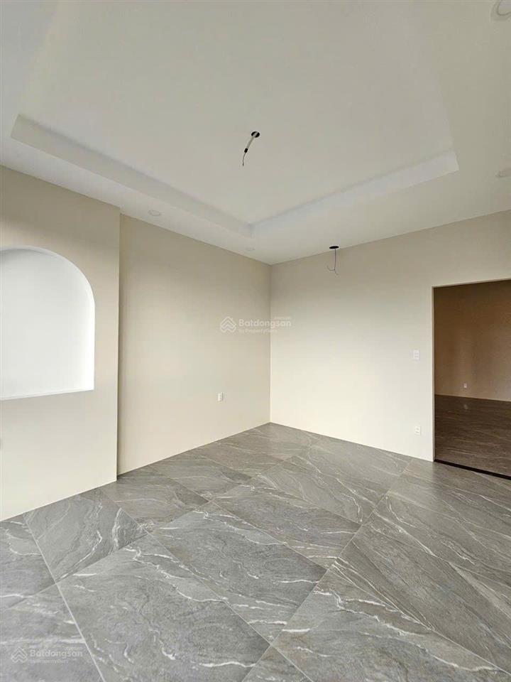 Bán nhà 3 tầng đường 61 thảo điền  102m2  giá 17,5 tỷ