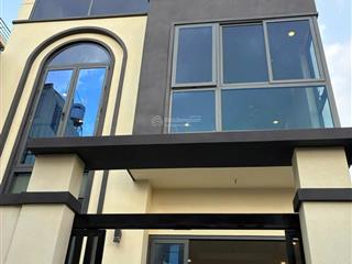 Bán nhà 3 tầng đường 61 thảo điền  102m2  giá 17,5 tỷ