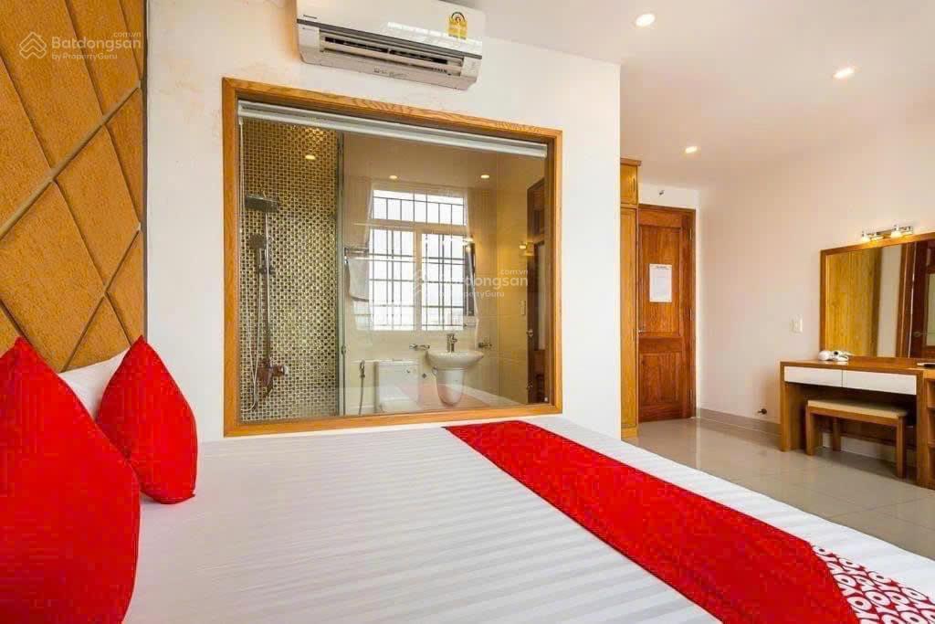 [siêu phẩm khách sạn k300] mặt tiền a4 tân bình ngang 9m hiếm có hđ thuê 250tr/tháng